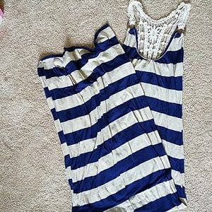 Maxi dress with crocheted back and wood accents